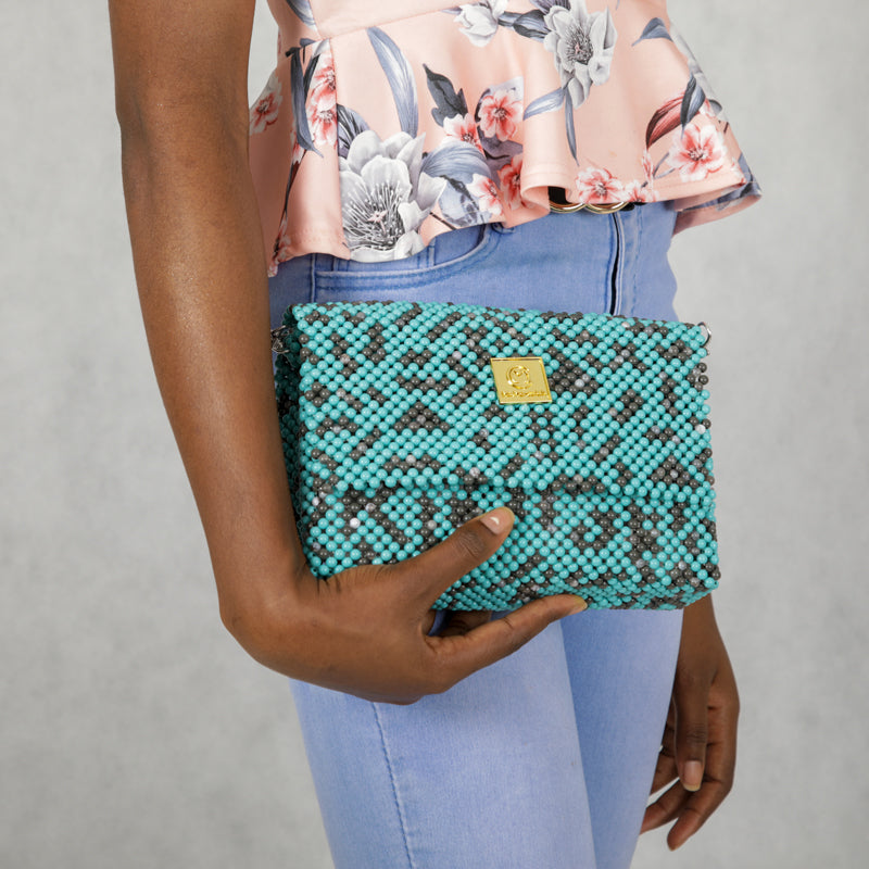 Isha beaded clutch bag - Turquoise